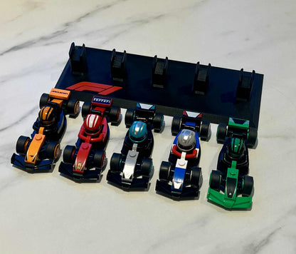Stativ till 5st Lego MiniFig F1 bilar